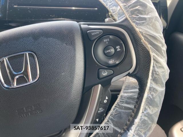 Honda STEP WGN 2016-08 8317355-16