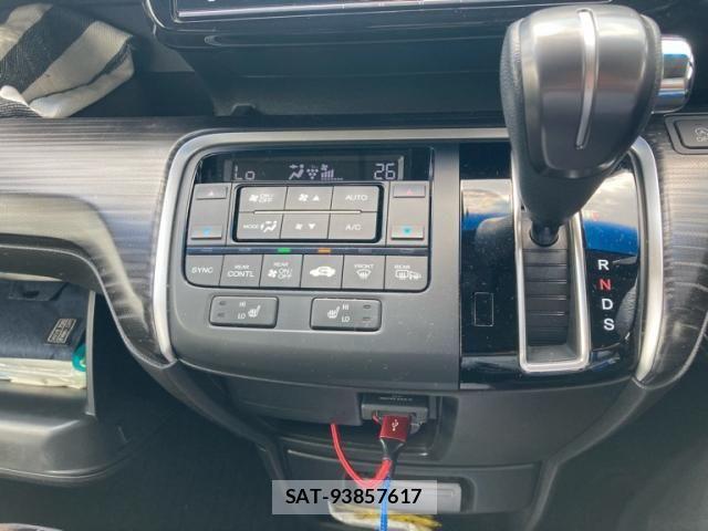 Honda STEP WGN 2016-08 8317355-23