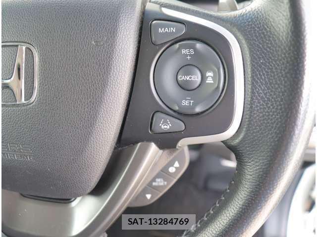 Honda STEP WGN 2017-11 8317339-15