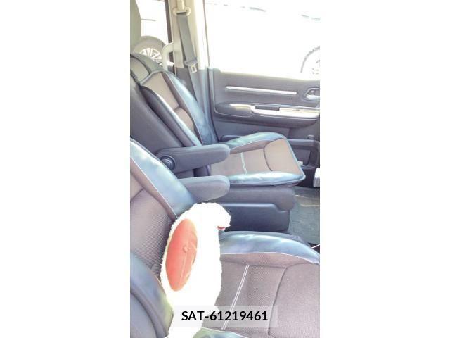 Honda STEP WGN 2021-07 8338008-5