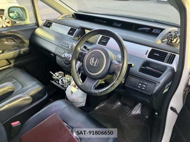 Honda STEP WGN 2008-04 8338025-10