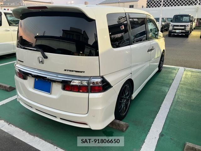 Honda STEP WGN 2008-04 8338025-2
