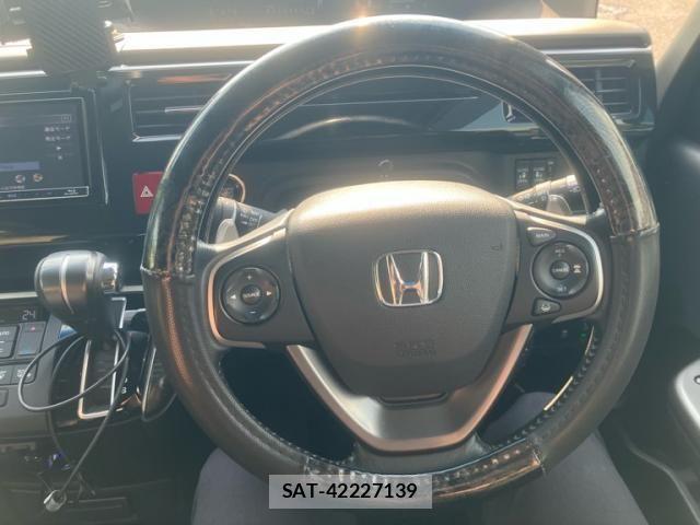 Honda STEP WGN 2015-09 8338014-16