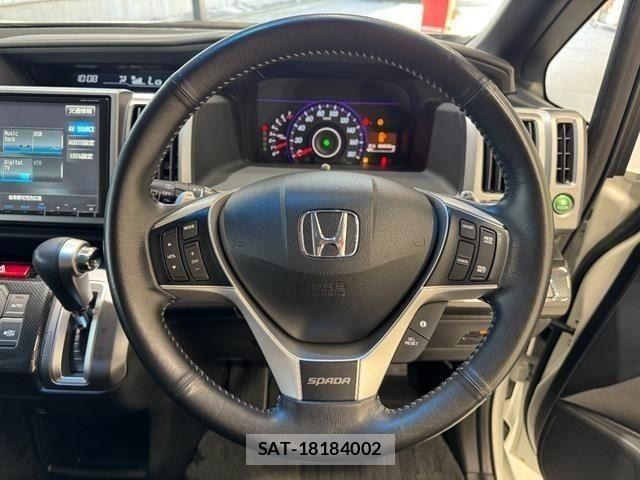 Honda STEP WGN 2013-03 8338017-11