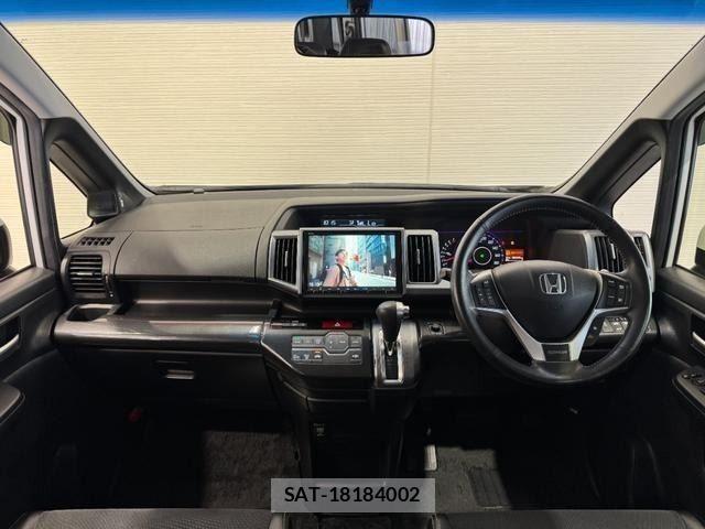 Honda STEP WGN 2013-03 8338017-1