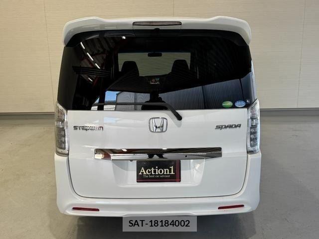 Honda STEP WGN 2013-03 8338017-4