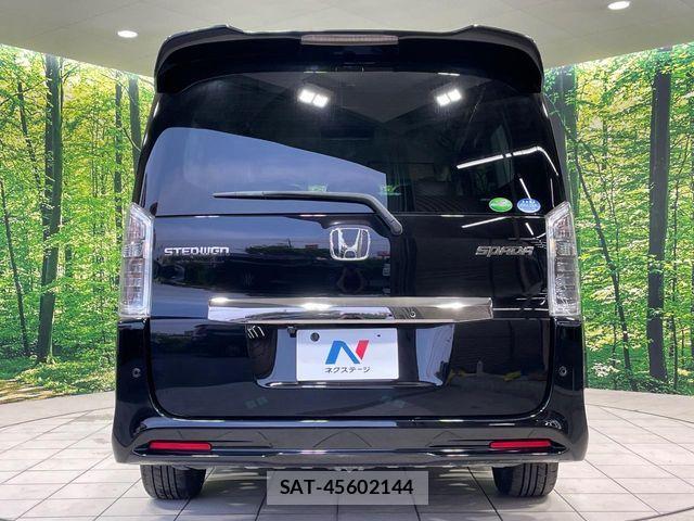 Honda STEP WGN 2013-04 8338018-14