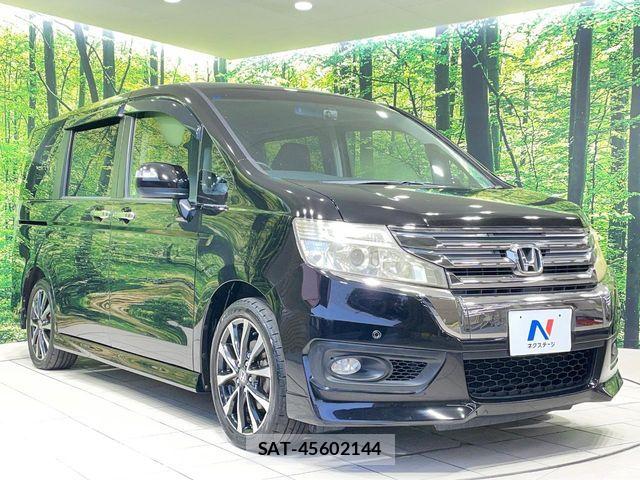Honda STEP WGN 2013-04 8338018-15