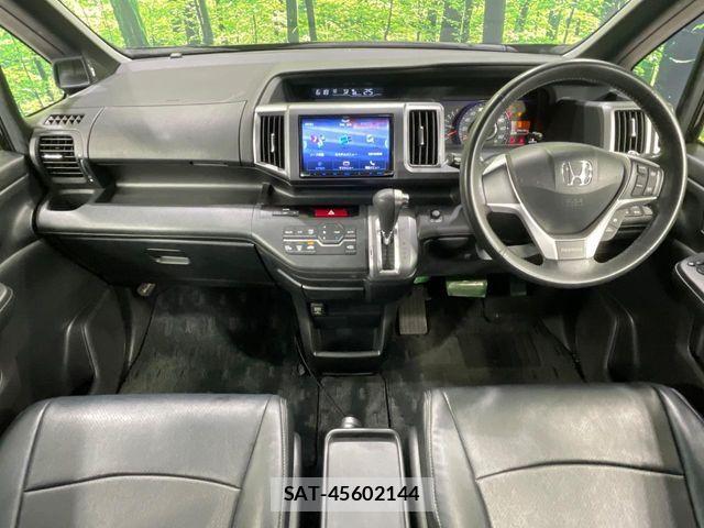 Honda STEP WGN 2013-04 8338018-1