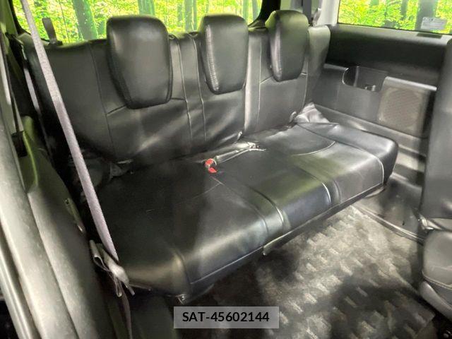 Honda STEP WGN 2013-04 8338018-8
