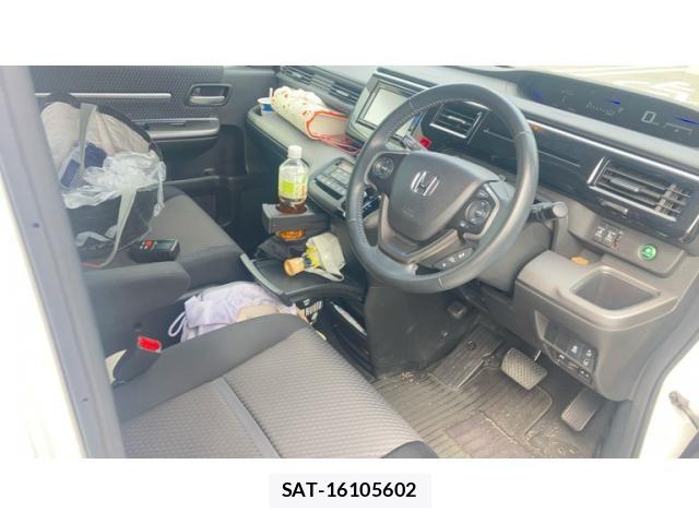 Honda STEP WGN 2016-07 8338016-10