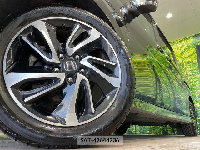 Honda STEP WGN 2017-05 8338009-13