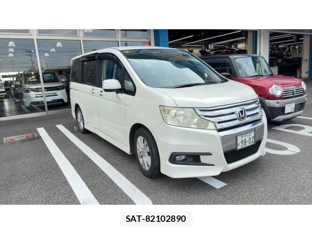 Honda STEP WGN 2012-03 8335019-0