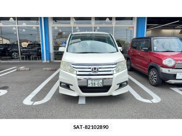 Honda STEP WGN 2012-03 8335019-1