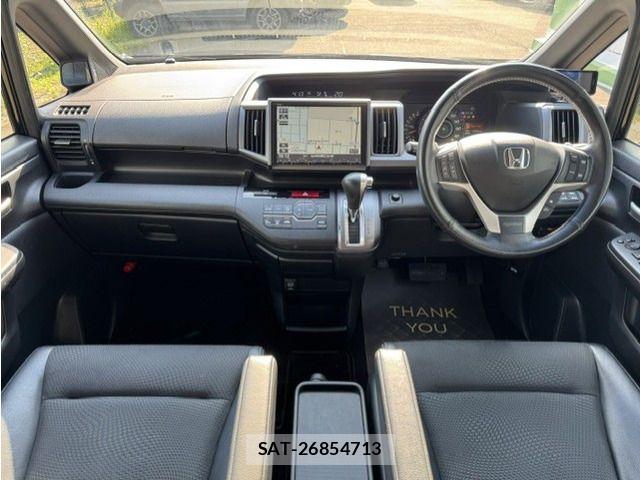 Honda STEP WGN 2013-03 8338022-2