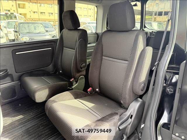 Honda STEP WGN 2019-06 8338011-9
