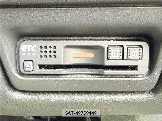 Honda STEP WGN 2019-06 8338011-25