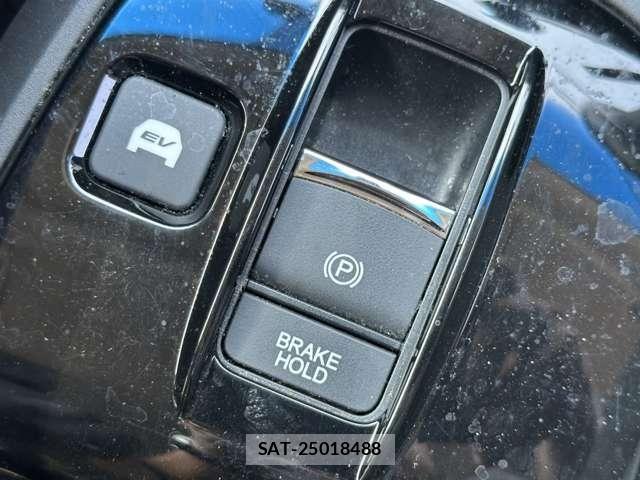 Honda STEP WGN 2018-04 8355659-21