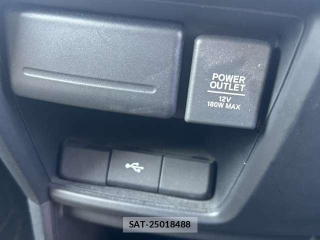 Honda STEP WGN 2018-04 8355659-22