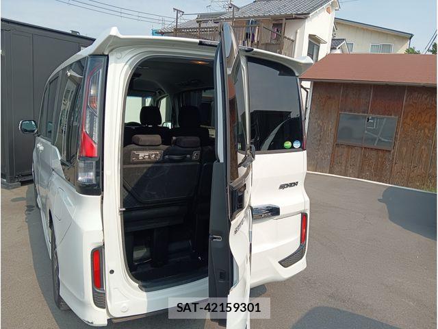 Honda STEP WGN 2018-01 8355658-24