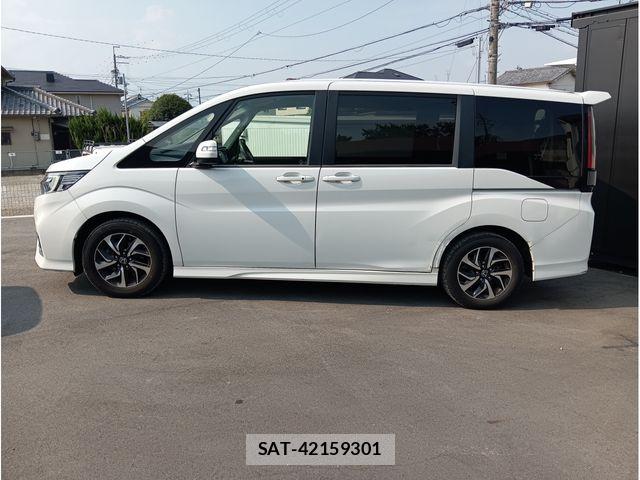 Honda STEP WGN 2018-01 8355658-7