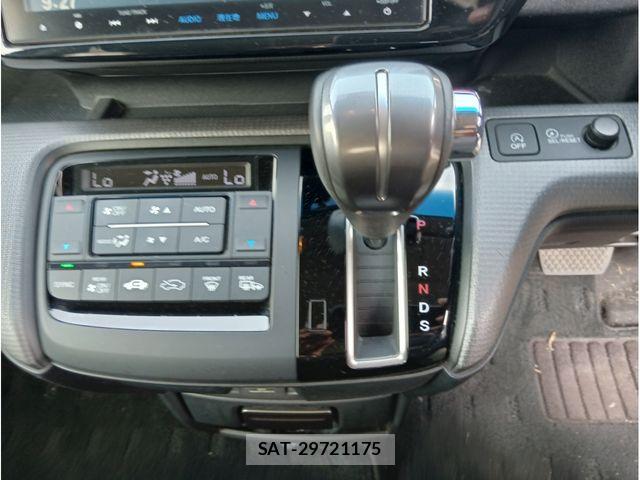 Honda STEP WGN 2015-06 8353764-13