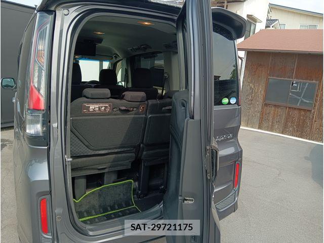 Honda STEP WGN 2015-06 8353764-25