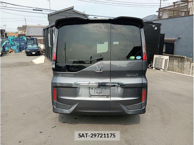 Honda STEP WGN 2015-06 8353764-5
