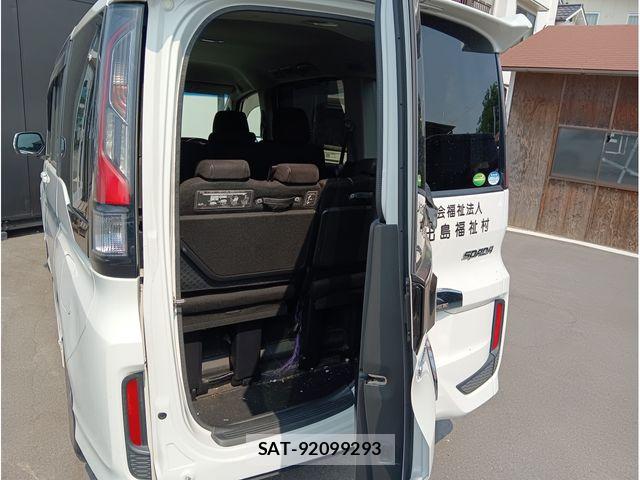 Honda STEP WGN 2018-05 8353765-25