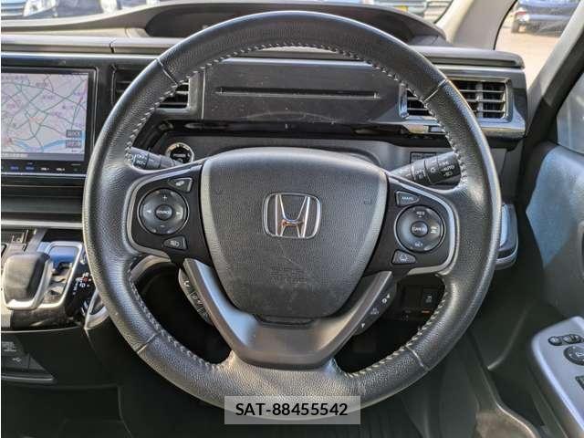 Honda STEP WGN 2017-09 8355657-13
