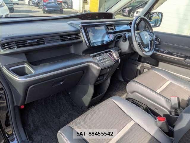 Honda STEP WGN 2017-09 8355657-7