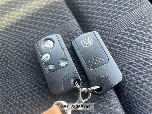 Honda STEP WGN 2010-11 8355664-27