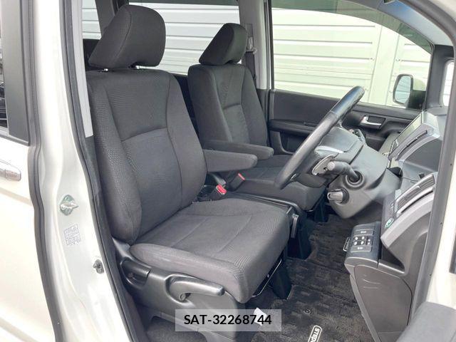 Honda STEP WGN 2013-09 8355663-7