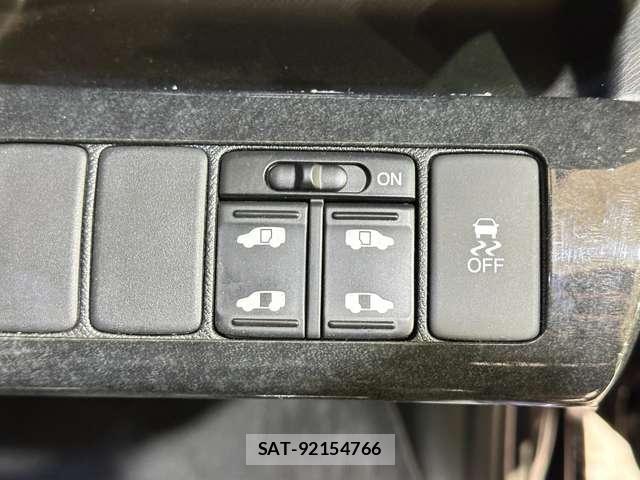 Honda STEP WGN 2011-08 8355661-12