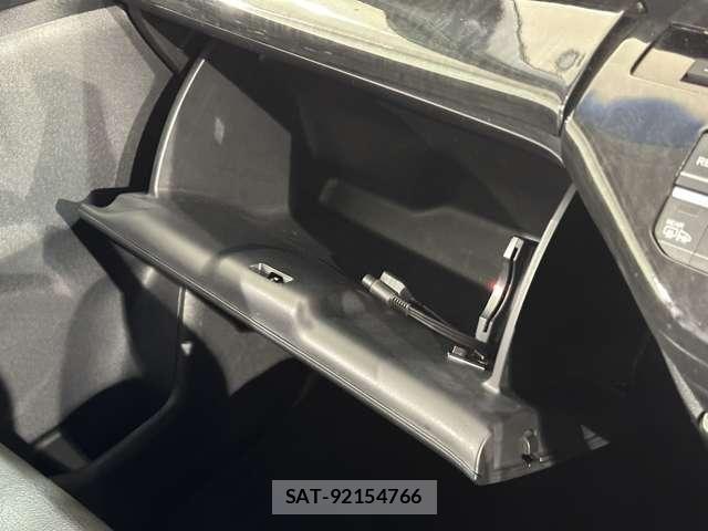 Honda STEP WGN 2011-08 8355661-21