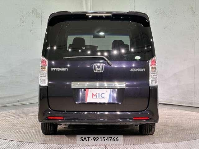 Honda STEP WGN 2011-08 8355661-5