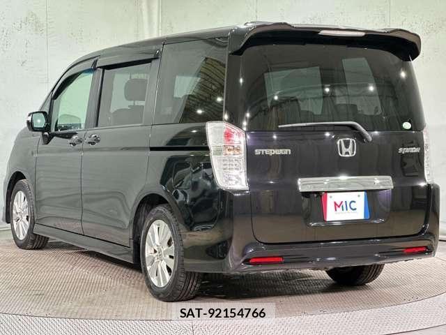 Honda STEP WGN 2011-08 8355661-6