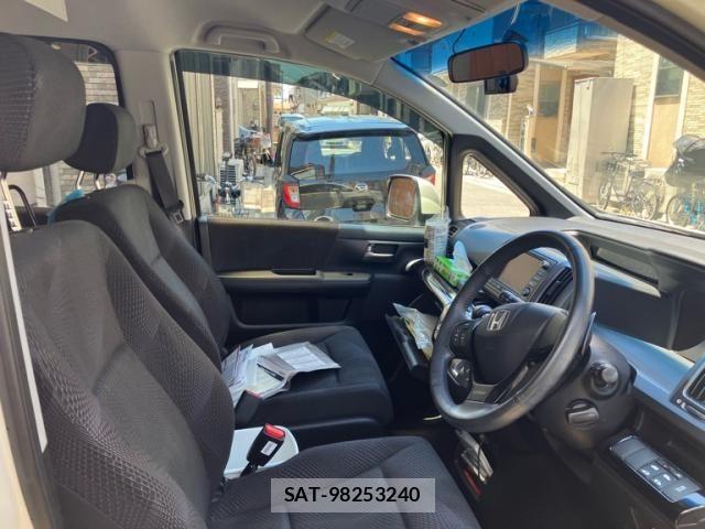 Honda STEP WGN 2011-09 8369017-12