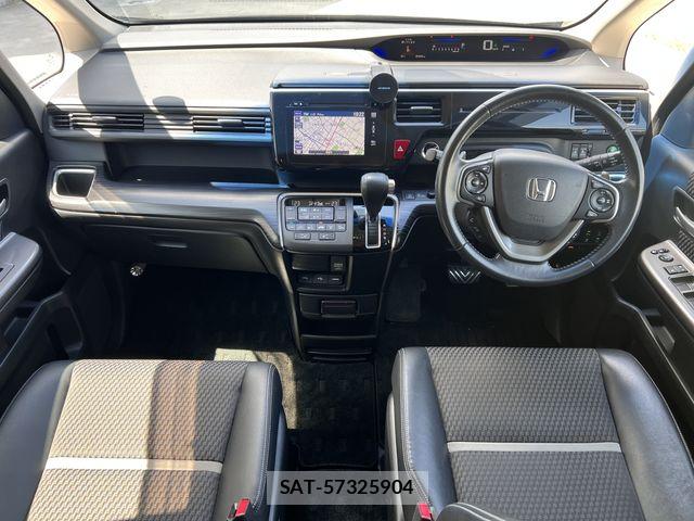 Honda STEP WGN 2016-08 8369012-1