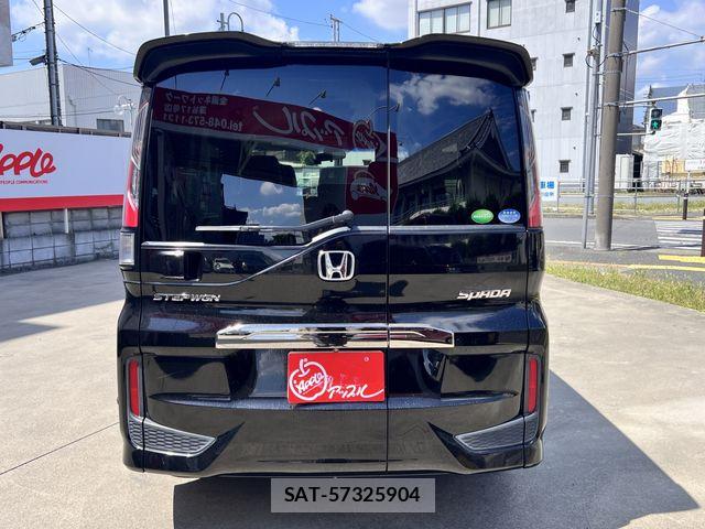 Honda STEP WGN 2016-08 8369012-22