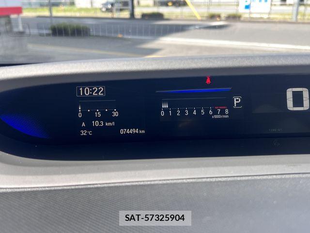 Honda STEP WGN 2016-08 8369012-3