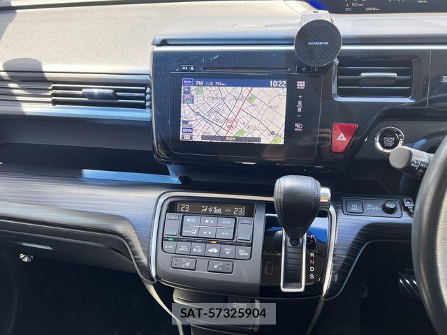 Honda STEP WGN 2016-08 8369012-4