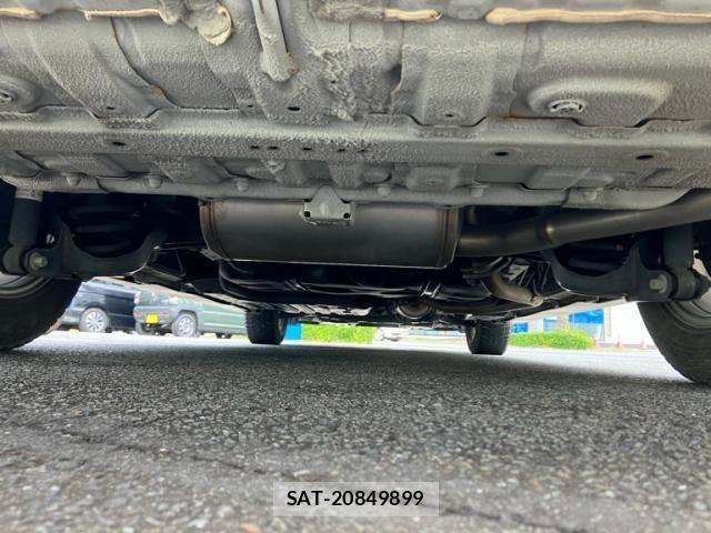Honda STEP WGN 2017-08 8369009-9