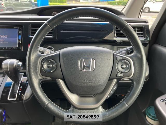 Honda STEP WGN 2017-08 8369009-11
