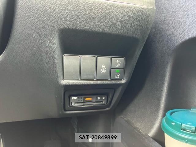 Honda STEP WGN 2017-08 8369009-14