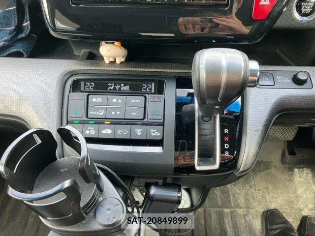 Honda STEP WGN 2017-08 8369009-15