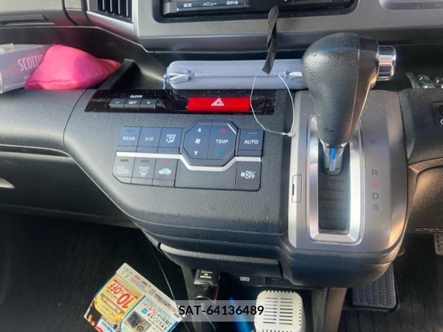 Honda STEP WGN 2009-11 8369028-17