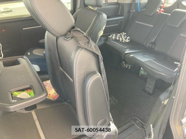 Honda STEP WGN 2015-12 8369011-10