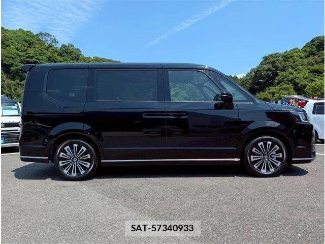 Honda STEP WGN 2026-06 8369001-9