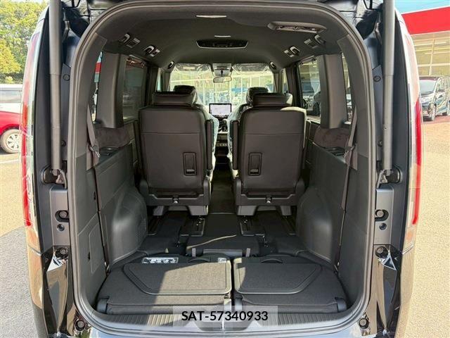Honda STEP WGN 2026-06 8369001-17